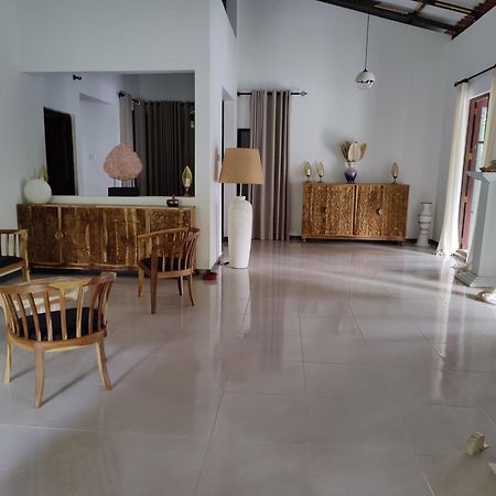 Villa Lyvie Ayurvedic Hotel Тангале Екстериор снимка