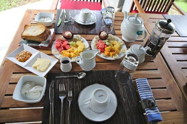 Villa Lyvie Ayurvedic Hotel Тангале Екстериор снимка