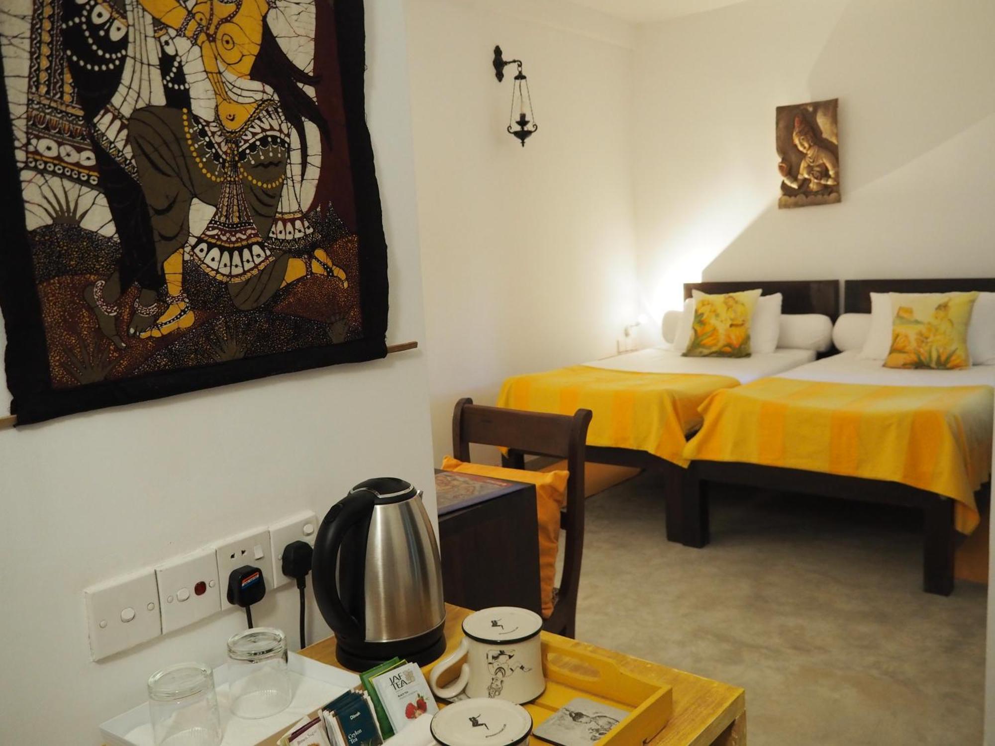 Villa Lyvie Ayurvedic Hotel Тангале Екстериор снимка